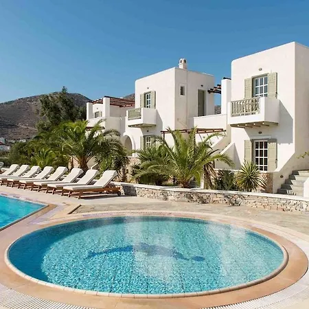 فندق Yialos