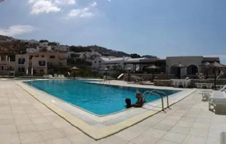 فندق Yialos